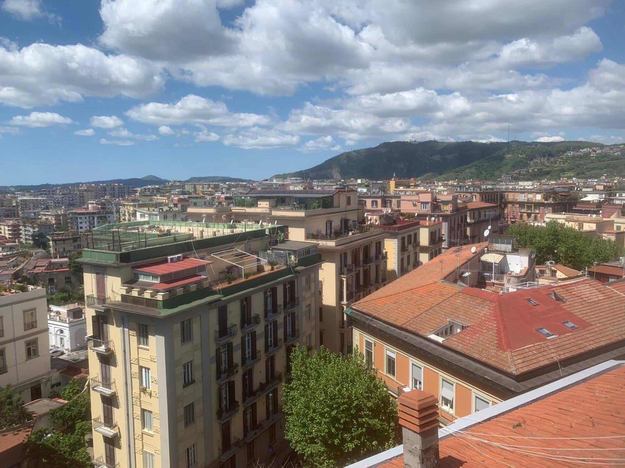 Casa Di Carlo Al Vomero เนเปิลส์ ภายนอก รูปภาพ